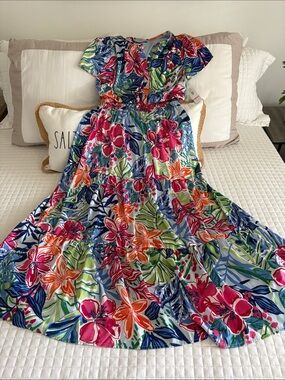 Leslie Fay Blue Floral V-Neck Maxi Dress